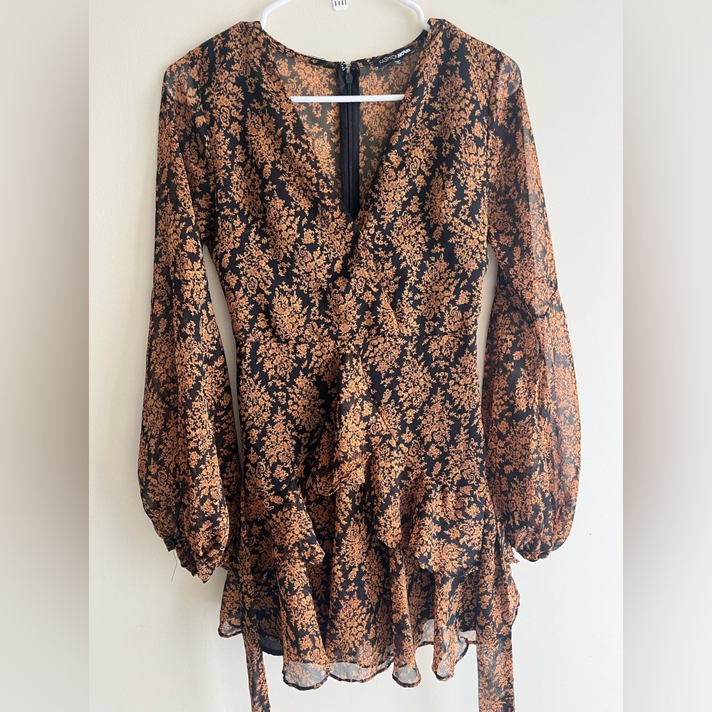 Elegant Black and Gold Floral Dress